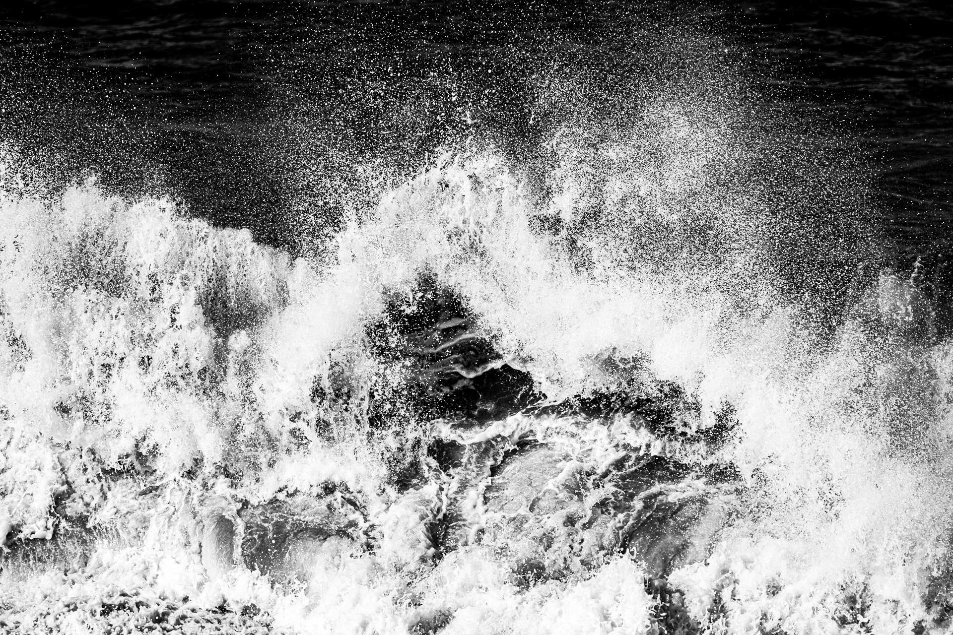 Welle schwarz-weiss