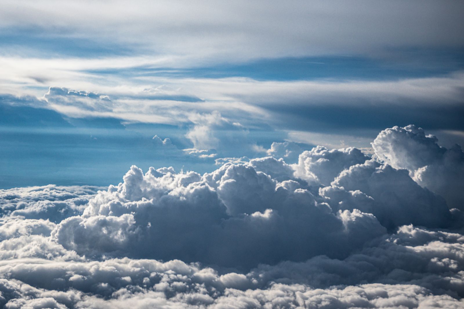 über den Wolken